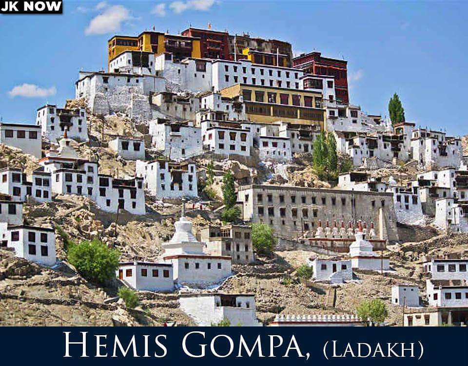 JammuKashmirNow's tweet photo. #HemisGompa(#Monastery), #Ladakh
Do you know that this beautiful monastery is hidden behind a green hill?
Unlike other monasteries, this one is not visible from the Ladakh Valley. .WHY?
It was intentionally done to hide the monastery from any invading army.
#temple https://t.co/yXbAVWseXl