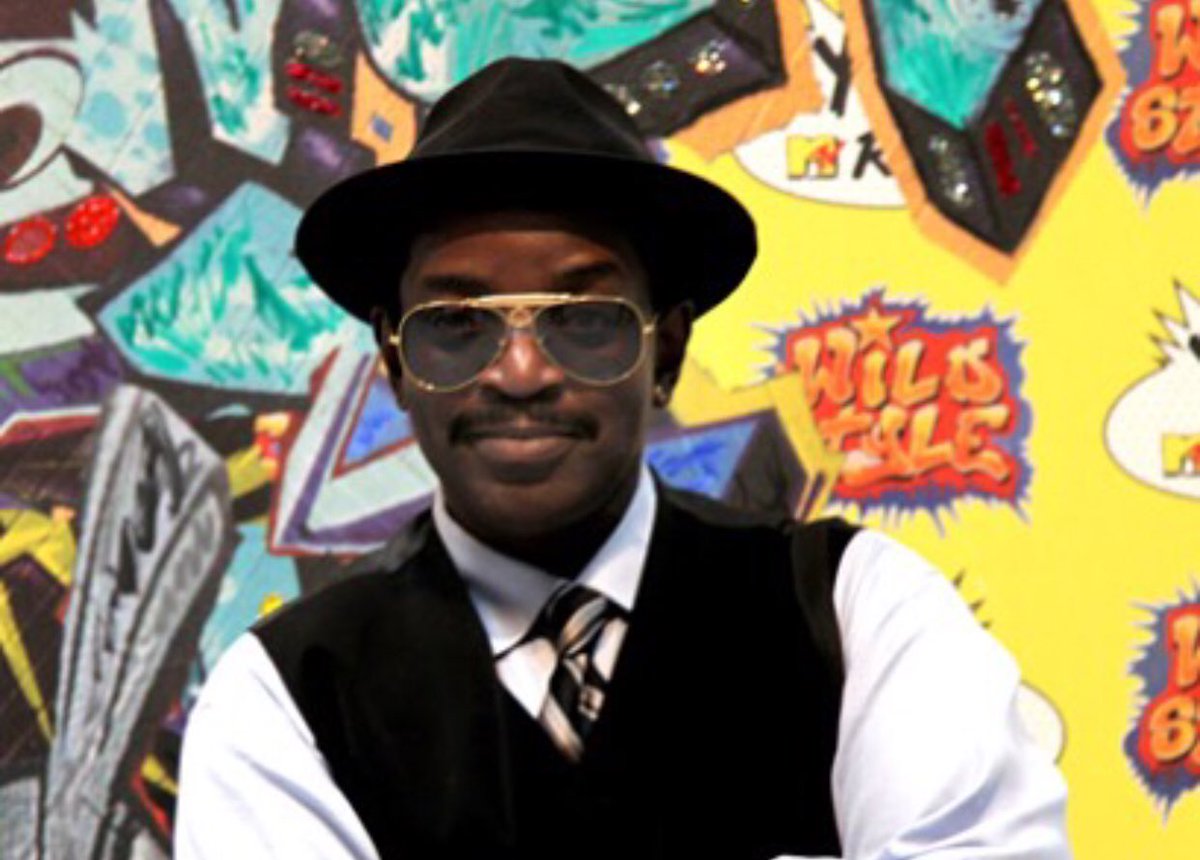 Big birthday shout out to Hip-Hop artist and former “Yo! MTV Raps” host, Fab 5 Freddy 
#OGLegacy #fabfivefreddy #yomtvraps #hiphoppioneer #fab5freddy #hiphopgraffiti  #hiphopambassador #hiphoppersonality #hiphopartist #hiphophost #mtv #graffitiartist #oldschoolhiphop #wildstyle