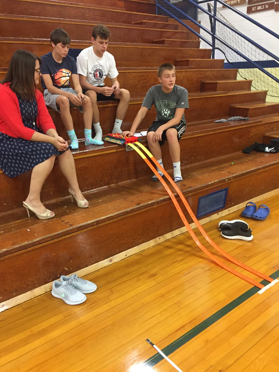 KaraHauber's tweet photo. Experimental design with hot wheels! ⁦@JC123Eagles⁩ https://t.co/79QJhJFlW9
