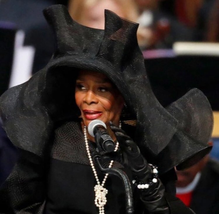 YolandaSpeakBiz's tweet photo. The Legend @IAmCicelyTyson came to slay with her words and her hat #Hatgoals #Agelessgoals #Wisdom 93 Years young. #ArethaFranklinFuneral #CicelyTyson https://t.co/S1PzdiIQtr