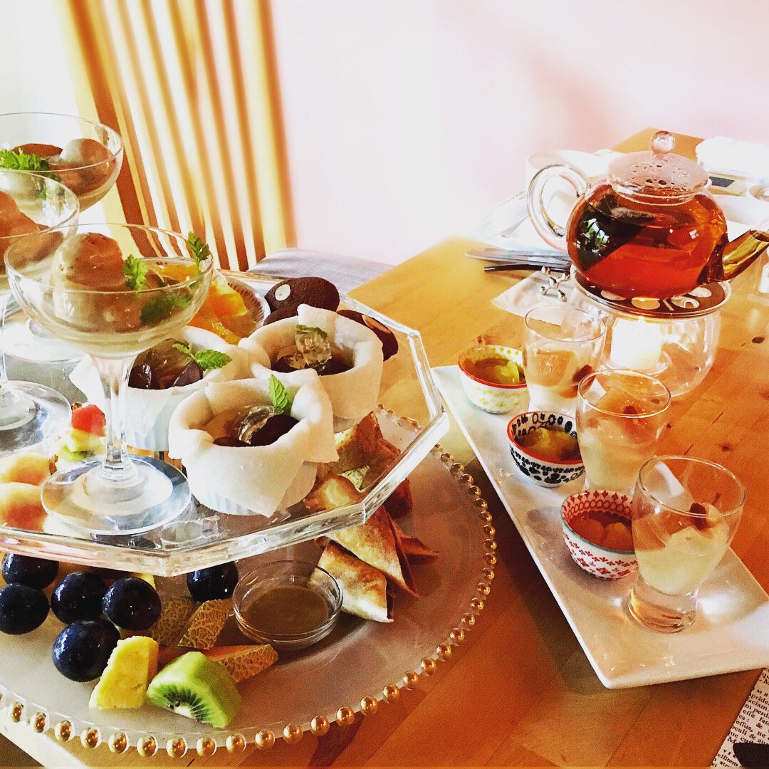 Rie Doi キャンドル卓 渡邉邸さんの倉敷アフタヌーンティー メニュー画像です 赤いノンアルカクテルは別注 味もお店の雰囲気も 両方素晴らしいステキなレストランでした 9 30まで開催の倉敷アフタヌーンティー オススメです 倉敷アフタヌーン