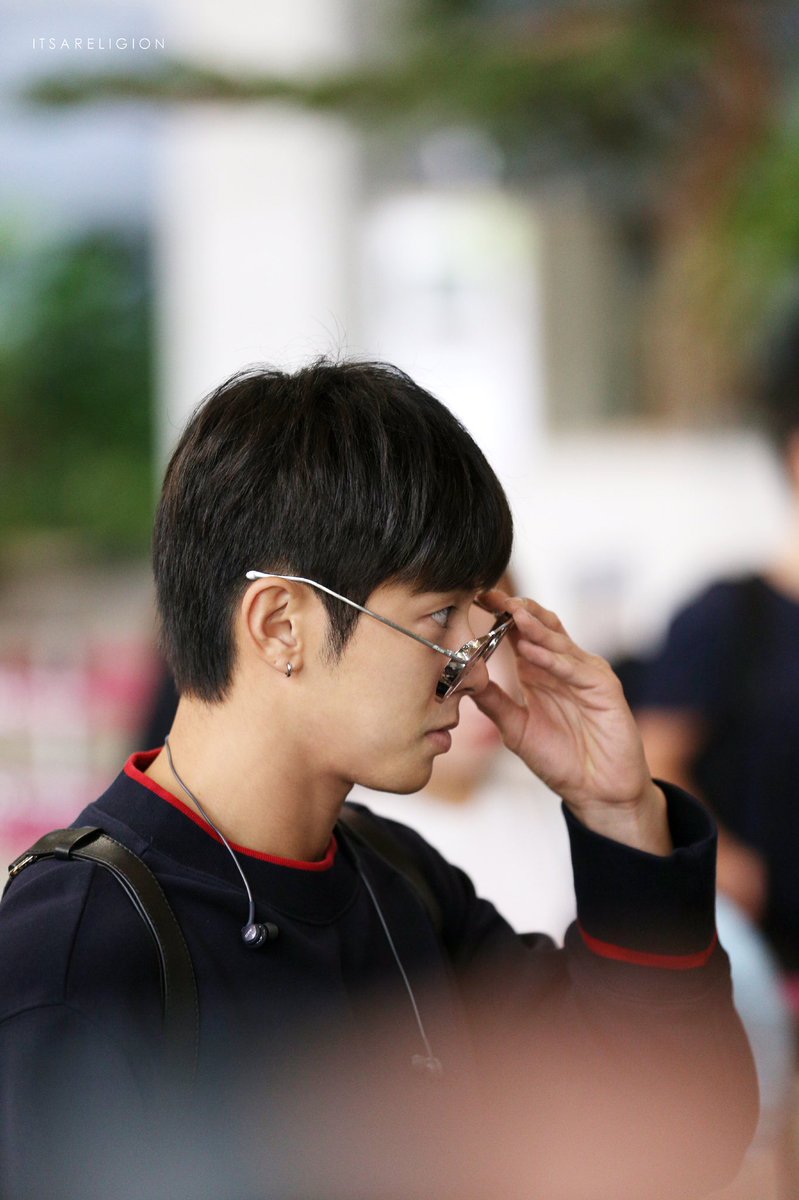 180901 김포공항 오빠 안녕 😎😎😎