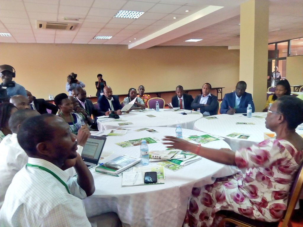 OWC_ug's tweet photo. Lt Gen Charles Angina joined @MAAIF_Uganda break out session groups to discuss key issues affecting Agriculture;
Groups are divided differently.
1. Productivity
2. Marketing
3. Agriculture infrastructure
4. Agriculture finance
6.Knowledge
5.Regulation and certification
#JASAR https://t.co/lkDCpoqcJ5