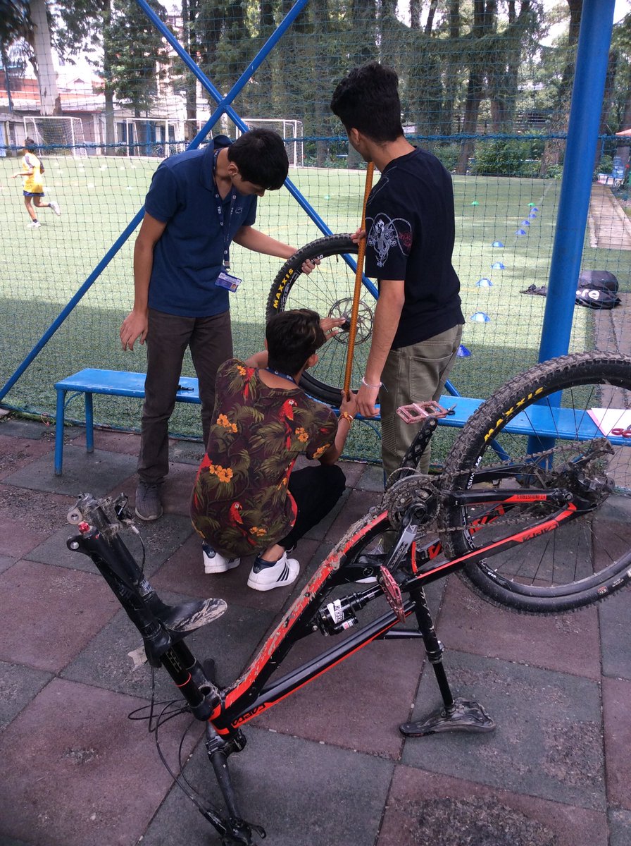 TBS STEM tweet media