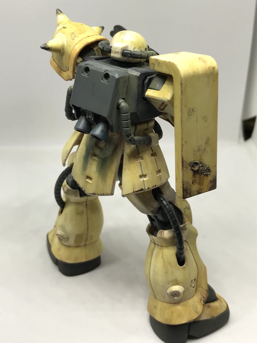 モグタン コロセンセー Hguc 1 144 ザク F2 連邦軍仕様 素組みスミ入れ 武器のみアルマイトブラックで塗装 リアルタッチマーカー タミヤウェザリングマスター ドライブラシ 100均化粧品 アイシャドウ アイライナー リップグロス チーク用なんたら を