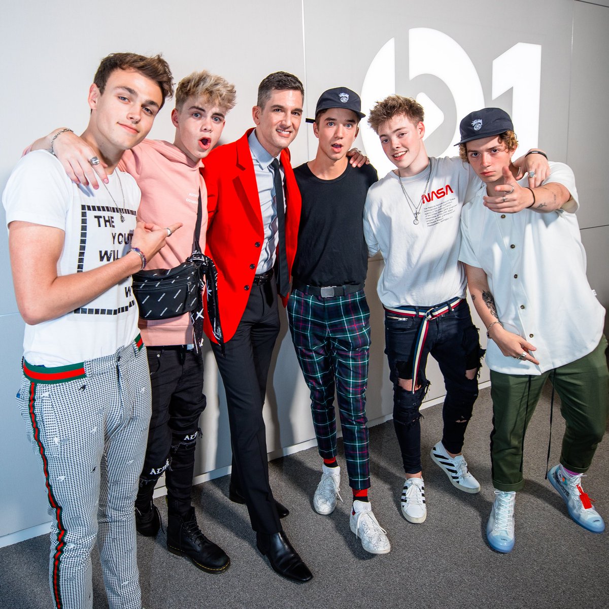whydontwemusic's tweet photo. we’re on #AListPop Live on @Beats1 in a hour! tune in https://t.co/iFP6G5kNRk https://t.co/mDemgevPBL