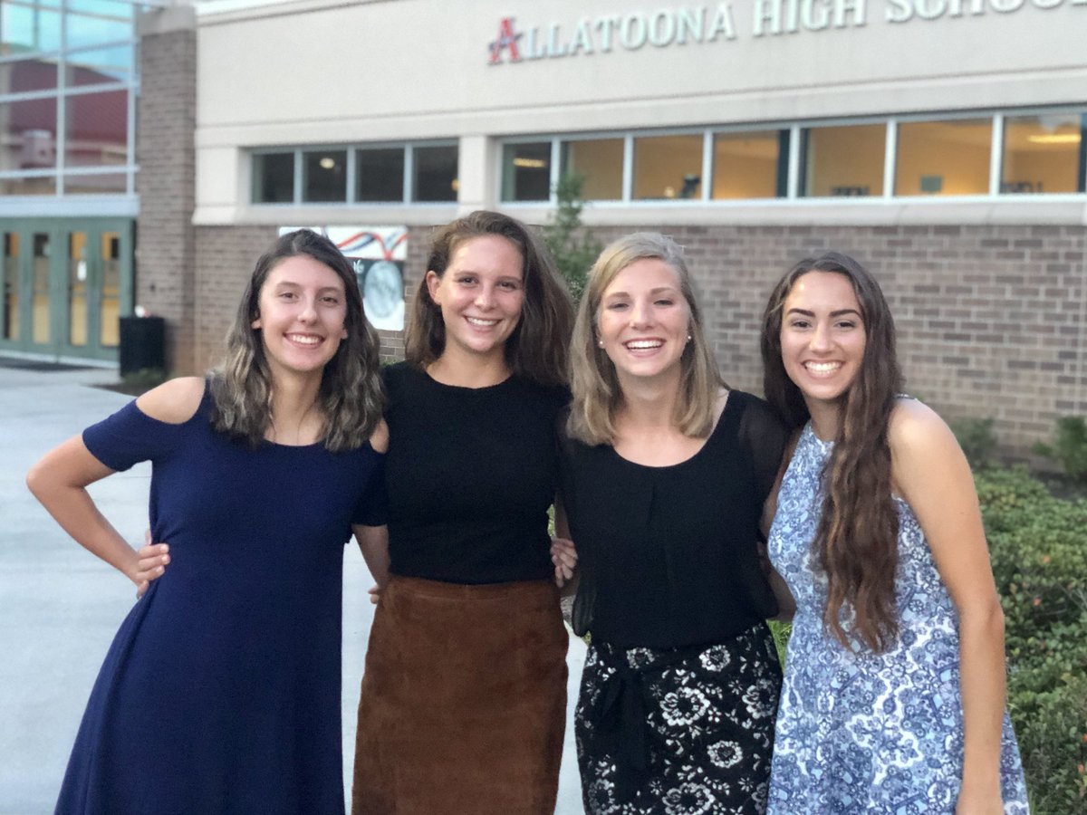 ToonaDoB's tweet photo. 2018 Tri-M Music Honor Society Induction https://t.co/7UgYnYahGr