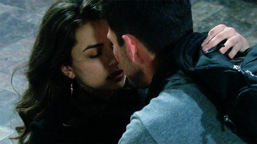 makiaken's tweet photo. Fall is my second favorite F-Word #FallIntoCin #Cin
@MrRobertScott @victoriakonefal https://t.co/ItCmzke2se