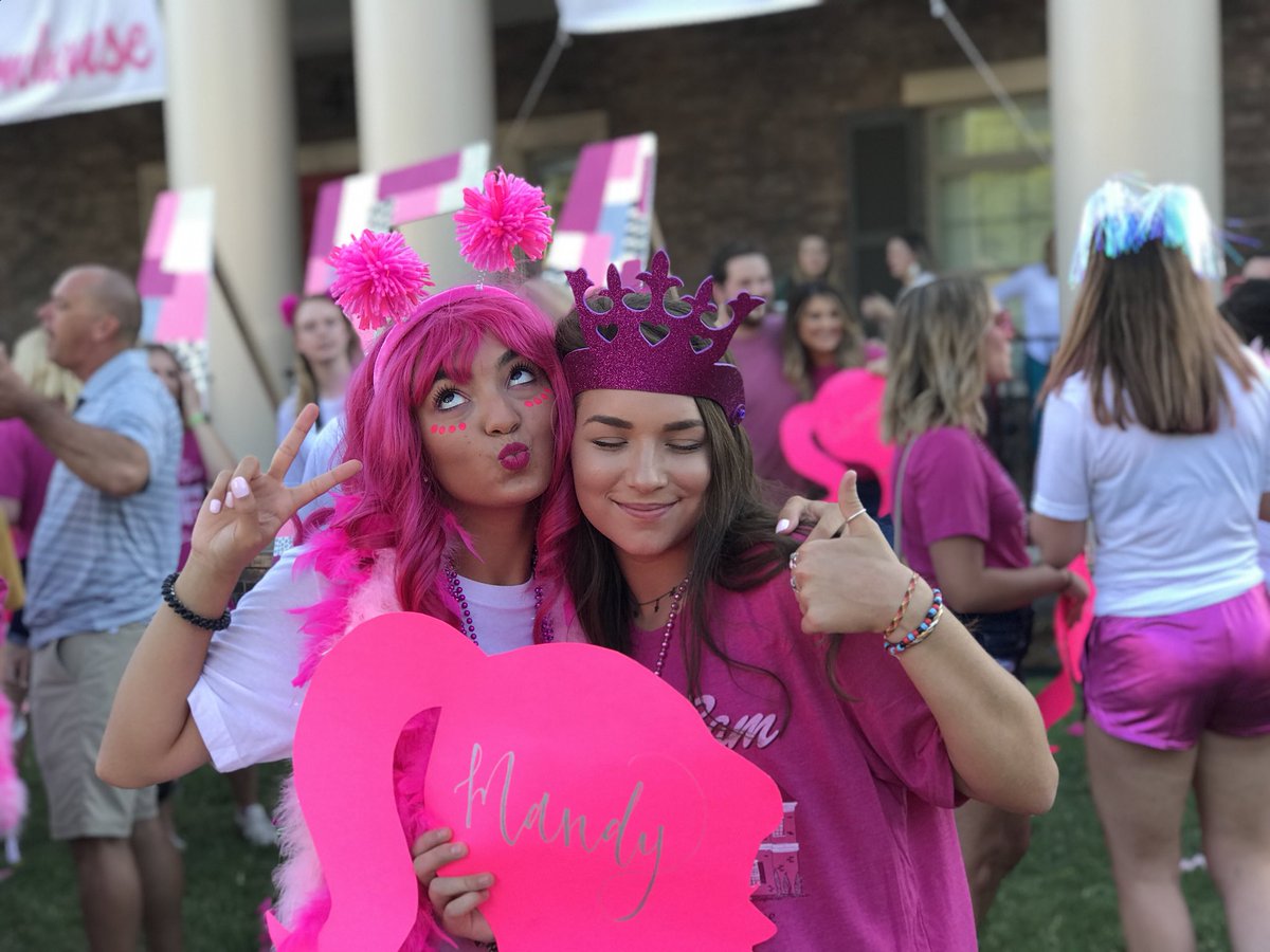 rileybrighton's tweet photo. Ima let y’all finish, but Alpha Gam got the best girls. #sWEept https://t.co/eP0JFEyekV