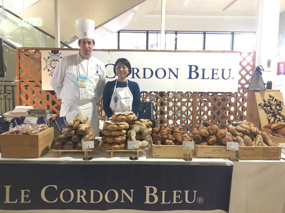 ル コルドン ブルー ジャパン Le Cordon Bleu Japan A Twitteren 関西の人気ベーカリーが神戸 に集まる てくてくパンまつり 9 7 9 9 最終日の9 9 日 ル コルドン ブルー神戸校が出店します 皆様どうぞお出かけください 詳しくはこちら Https T Co