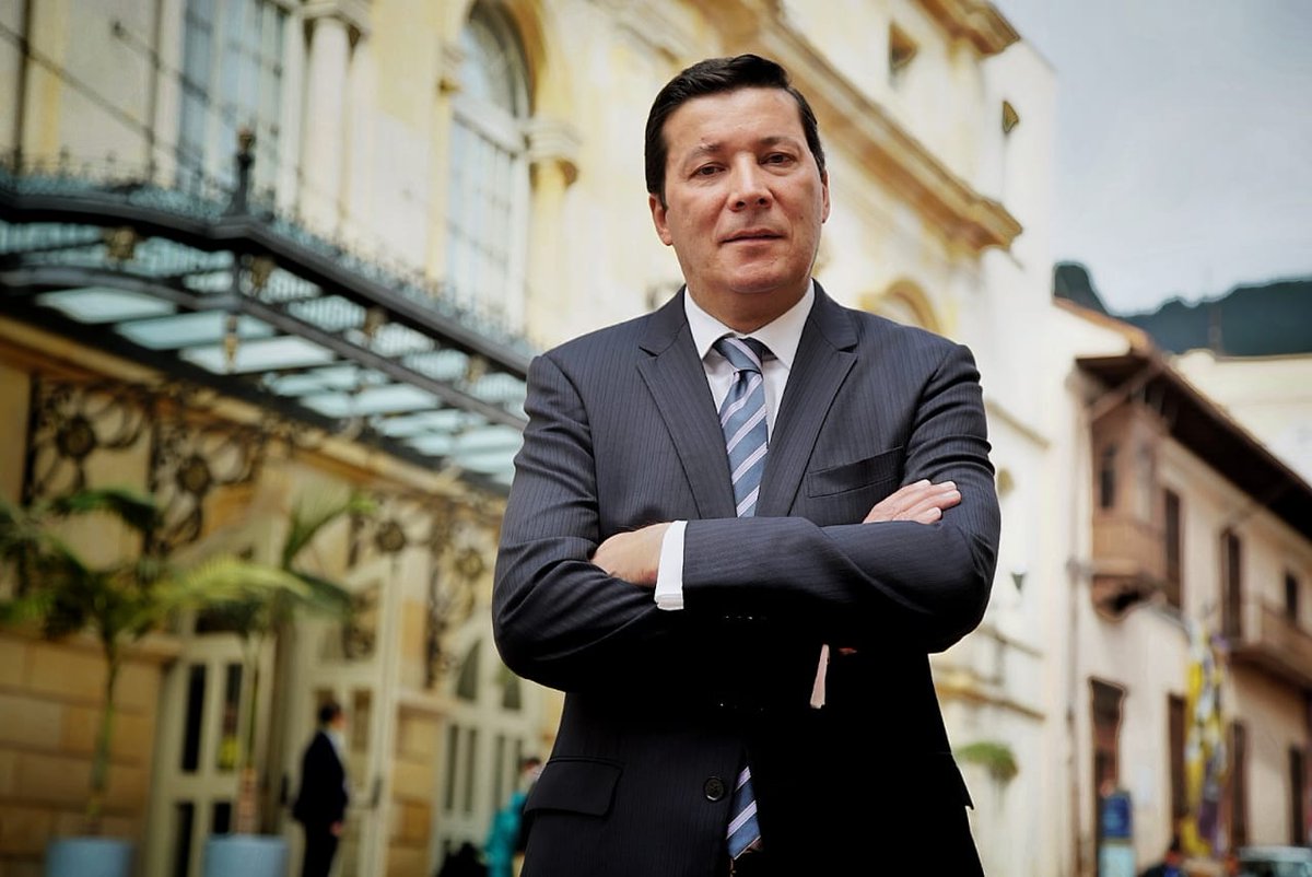 partidodelaucol's tweet photo. #TweetNoticia #CongresoPleno eligió a @HernanPenagos del @Partidodelaucol como uno de los nueve magistrados del @CNE_Colombia. #ElecciónMagistrados https://t.co/IyapbJDPMN