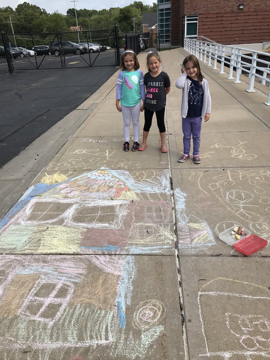 1st grade recess.  Quite the artists!