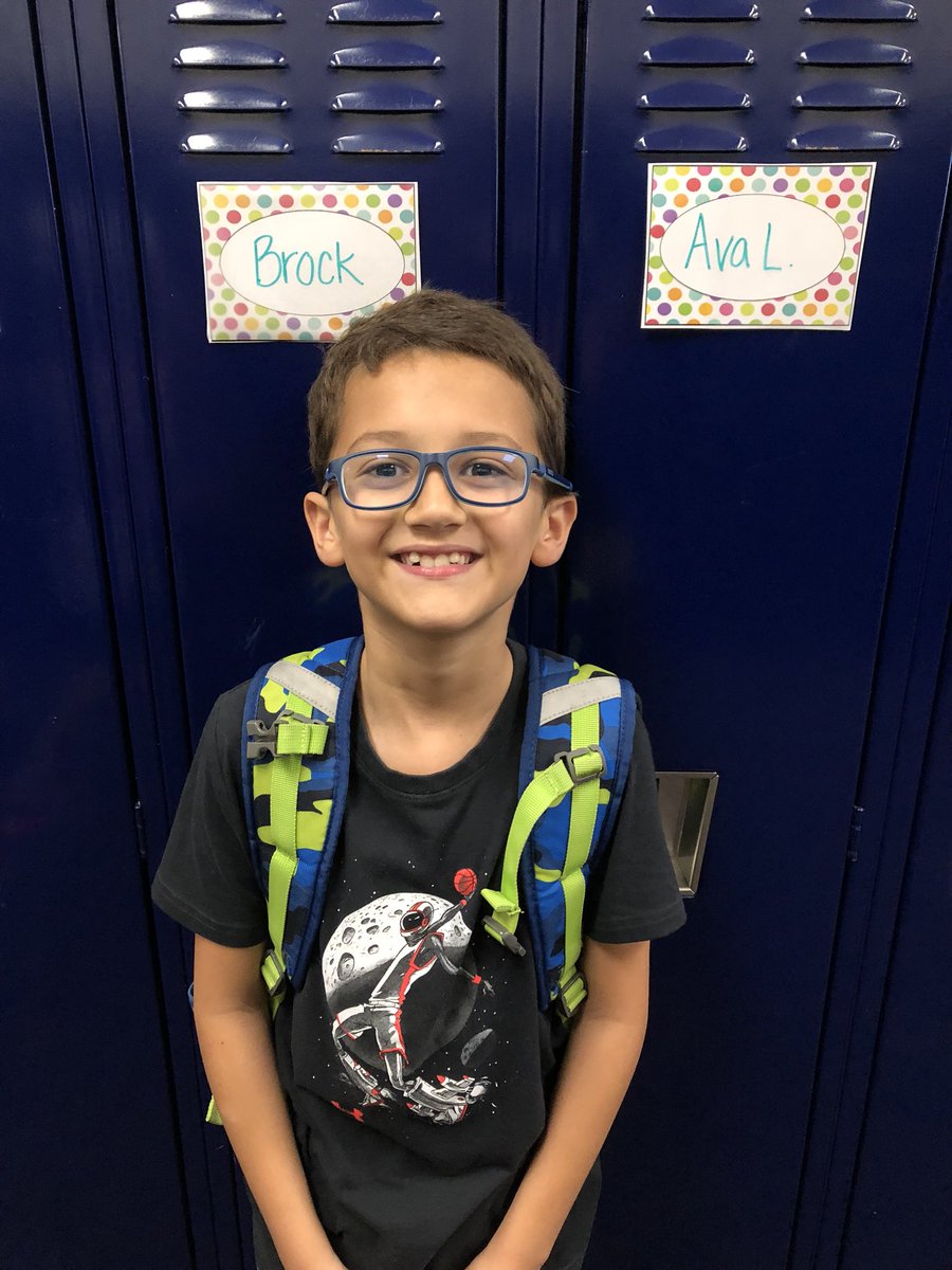 I am not emotionally prepared for this being Brock’s last year at Harvest. 💗<a href="/MrsToth03/">Nicole Toth</a> #harvestthird