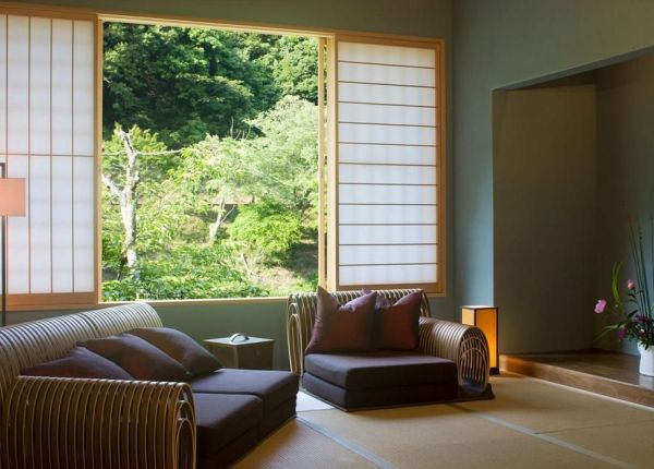 Planning a trip to #Kyoto? Enjoy a relaxing stay in our beautiful lake retreat: buff.ly/2Pgsq73 #PrestigiousLifeStyle #TravelStressFree #TailorMadeTravels