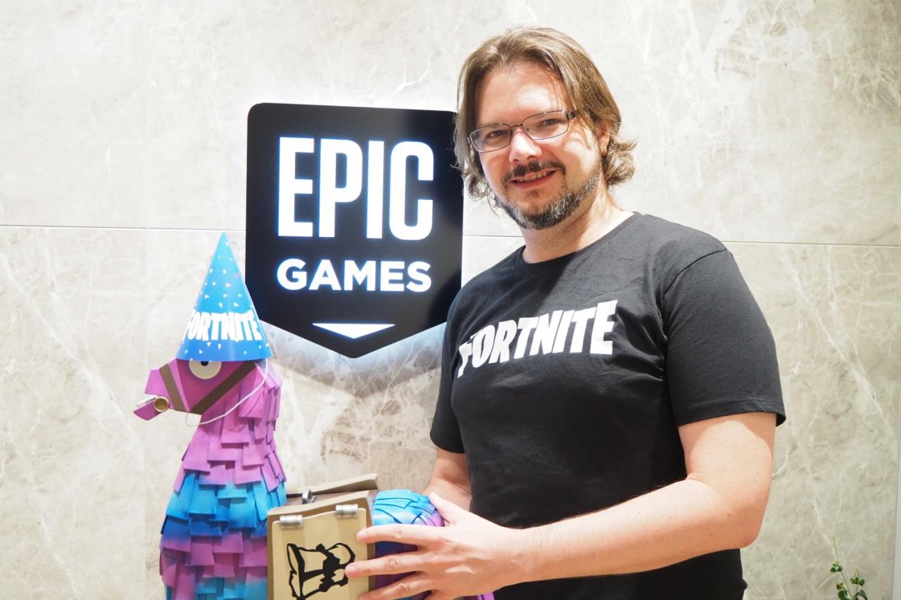 ゲーム マニアックス フォートナイト 日本語版プロデューサーインタビュー 戦略性を広げる建築要素や ユニークなエモートは 遊び心によるアイディア だった T Co O0piolixfn フォートナイト Fortnite ゲーマニ T Co