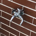 これは間違いなくスタンド攻撃!あきらかにおかしな水道!