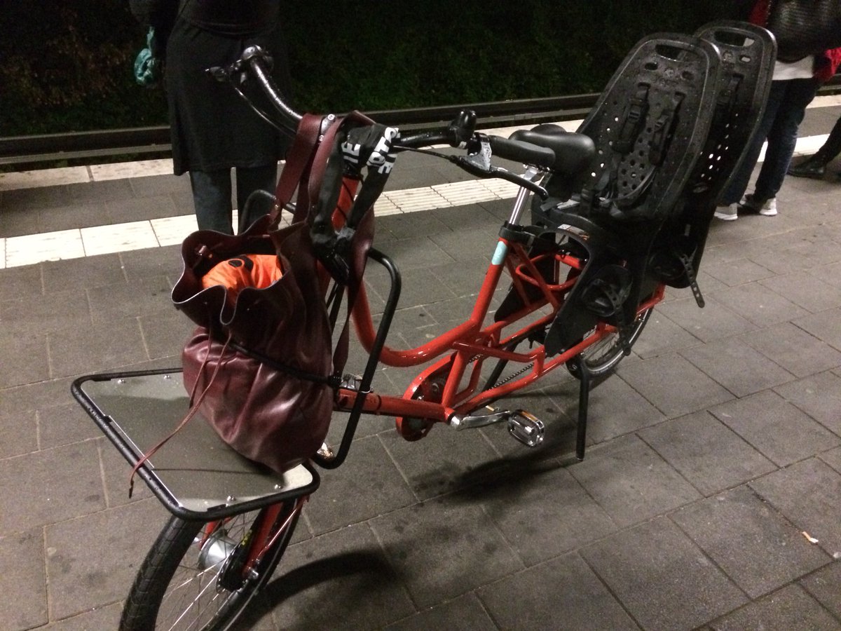 Das Bicicapace ist in der Bahn nicht alleine. Offenbar fehlt nicht nur mir die Regenhose.