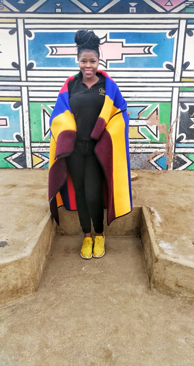 tmwa12's tweet photo. Kwa Ndebele ๐ฅ
#MyTravelGram
#ModimoSeesMyHeart ๐
#KwaMamaEasterMahlangu https://t.co/Gh24k9maj7