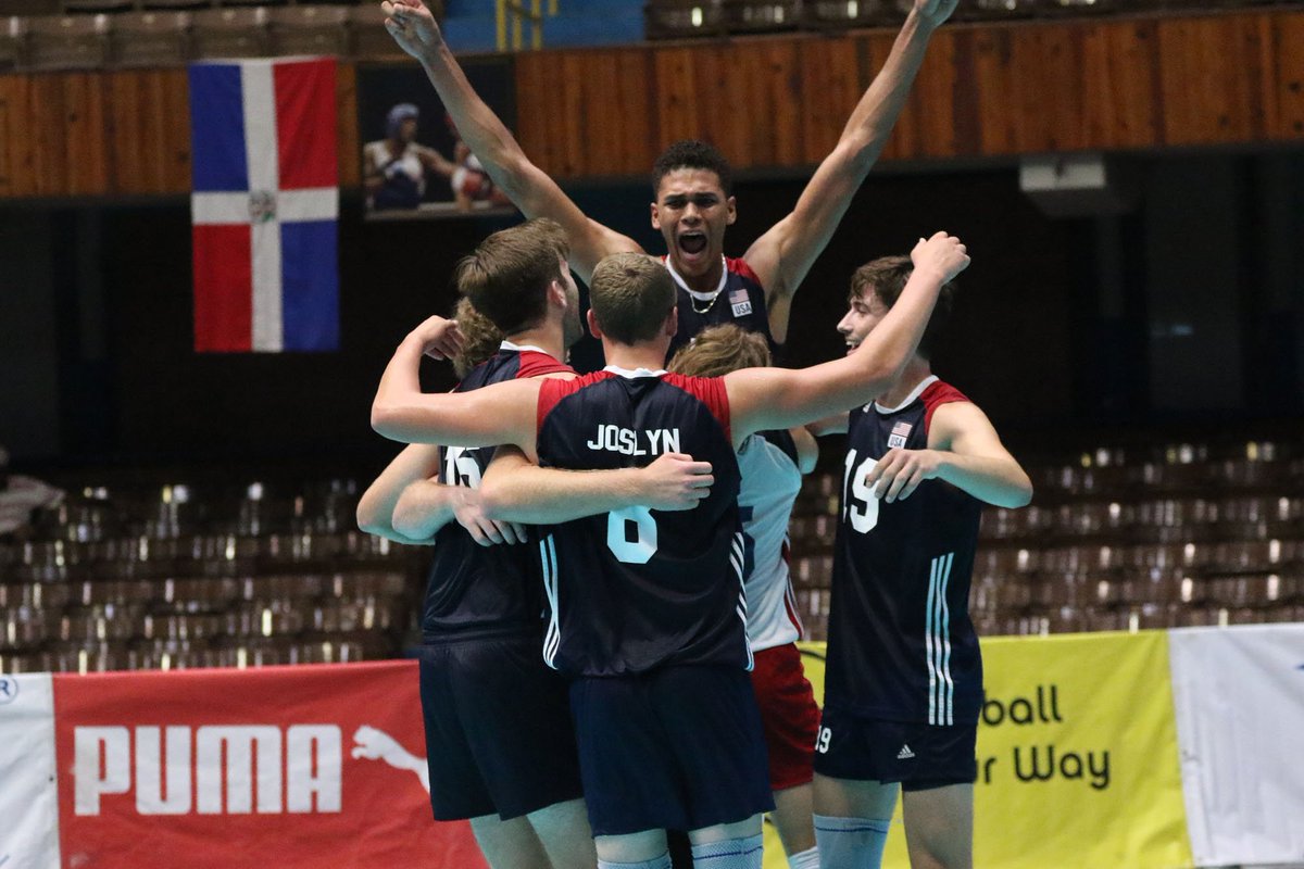 usavolleyball's tweet photo. ICYMI Jaylen Jasper had 23 points, including 11 aces as the U.S. Men's Junior Team beat Canada, 25-14, 23-25, 25-23, 26-24 to win their pool at the NORCECA Continental Championship in Cuba | https://t.co/pgKIzzLEMC #USAVmjnt https://t.co/lgNIzMV3Yt