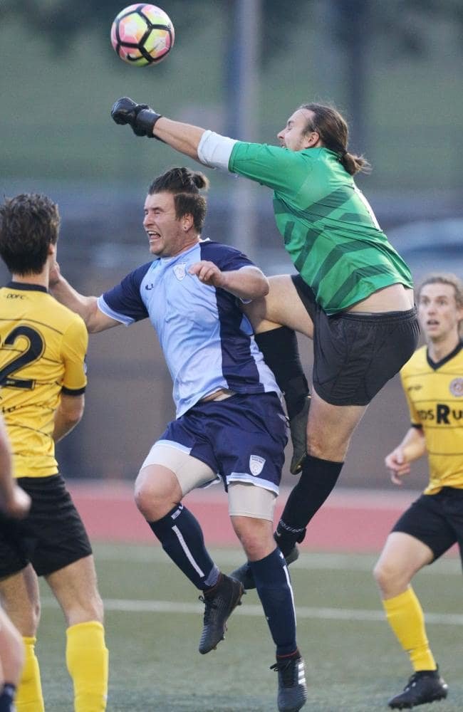 tim_michell's tweet photo. .@GisborneSC will be cheering on Westside Strikers this weekend after Kensington City's withdrawal puts it six points clear and on the cusp of @FFV365 promotion - https://t.co/kJwI94yvGa https://t.co/MCDdbhQR1S