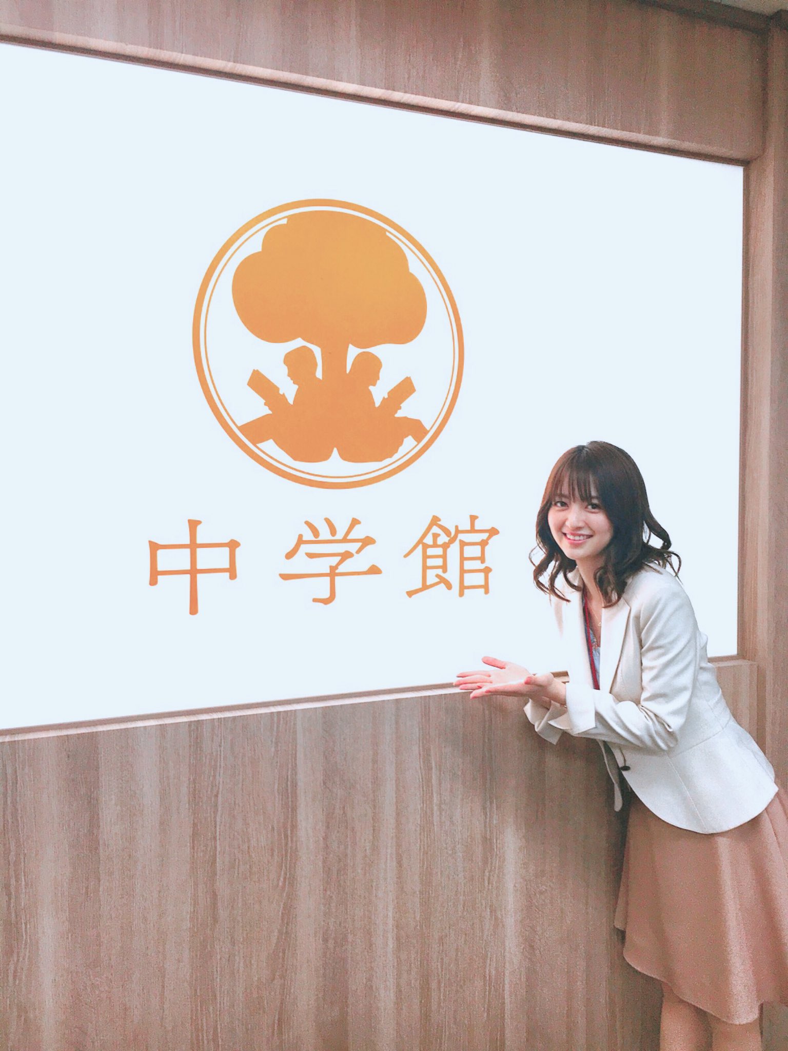 逢沢りな 10月クールにて テレビ東京 忘却のサチコ が放送されます 今年の新春スペシャルから 連ドラとして 帰ってきたサチコさん 私も前回に引き続き 編集部員 橋本玲奈役で出演させていただいています 楽しみに待っていて下さい T