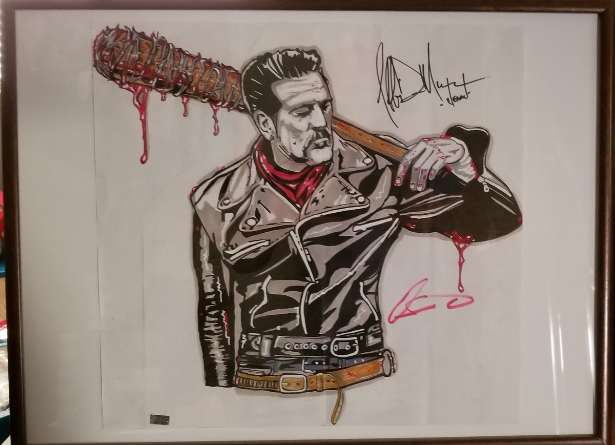 O_RodriguezIII's tweet photo. #TBT that time I drew #Negan and @JDMorgan signed it for my #PrizePosession
#OscarsRedHat #TWDFamily #OscarsArt #TWDArt #TWDArtist #WSCArtist #WSCFamily #Lucille https://t.co/ABzkMOMYOa