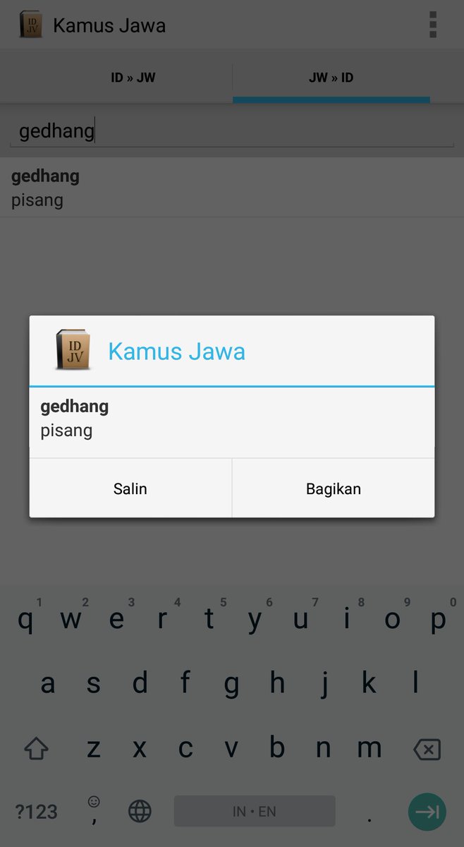 ihnal_'s tweet photo. Gedang / gedhang. Gedang dalam bahasa Sunda artinya pepaya. Gedhang dalam bahasa Jawa artinya pisang. #homofon https://t.co/NvkrnLzxfR