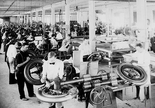 GoodyearBlimp's tweet photo. Join us in wishing Goodyear Tire &amp; Rubber Company a happy birthday! 120 years ago, Frank A. Seiberling put a $3,500 down payment on Goodyear's first plant in Akron, Ohio. Since then, Goodyear has grown to over 64,000 passionate employees worldwide. https://t.co/31iYz5JQn0