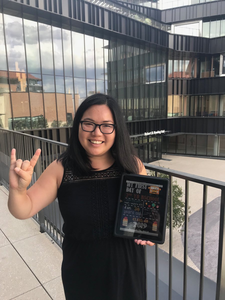 angelayen8's tweet photo. Today was my last first day of school! Year 2 MBA here we go! @UTexasMBA #WhyMcCombs #thisishowwerowling https://t.co/YZkHWziwAF