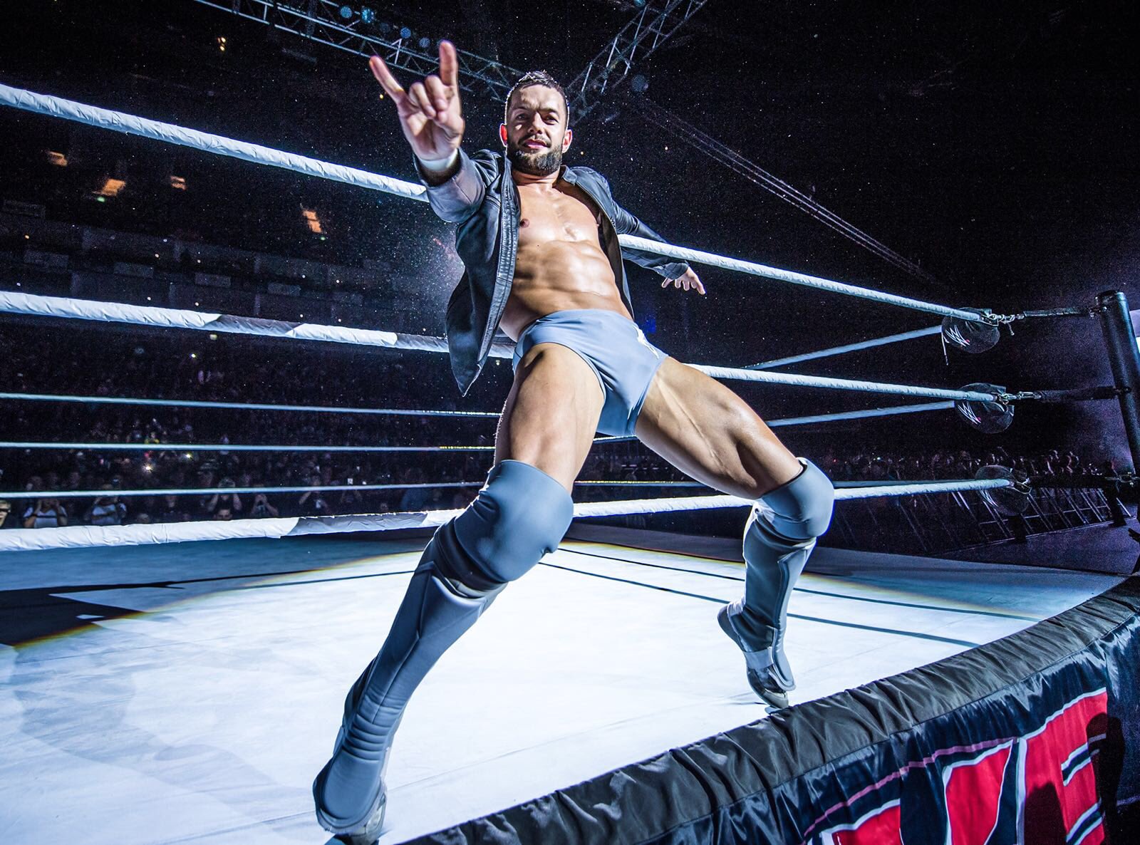 Dl0qZ8WUwAAMGIJ.jpg:large