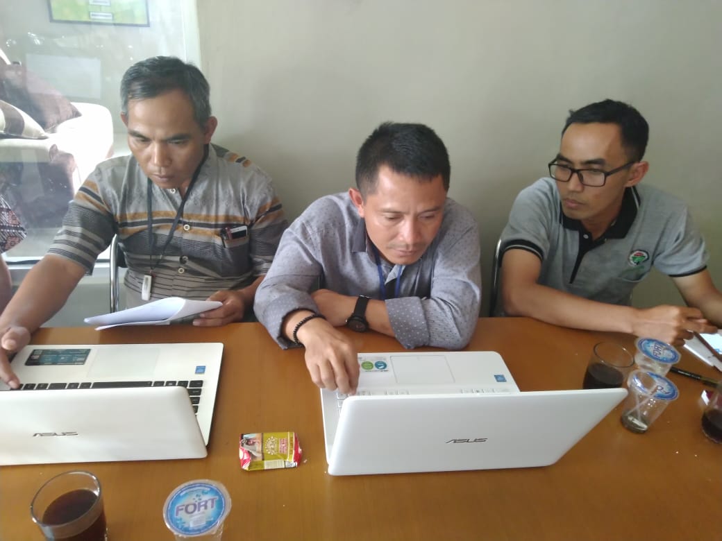 Ndelthea33's tweet photo. Sosialisasi permendagri no. 20 kec. Parakansalak kab. Sukabumi
@P3MD_Sukabumi
@EkoSandjojo 
@taufikmadjid71 @fachrilabalado 
@dillaihandra
@P3MD_PROV_JABAR https://t.co/AjCF97nj7N