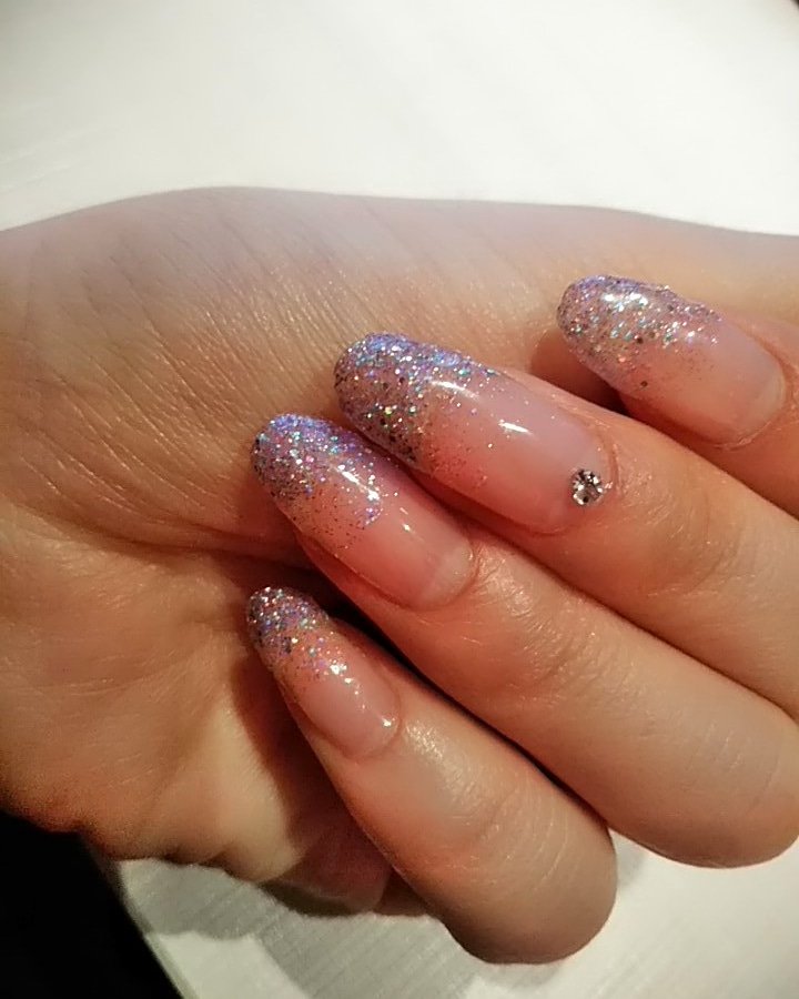 スワロフスキーネイル بحث في تويتر