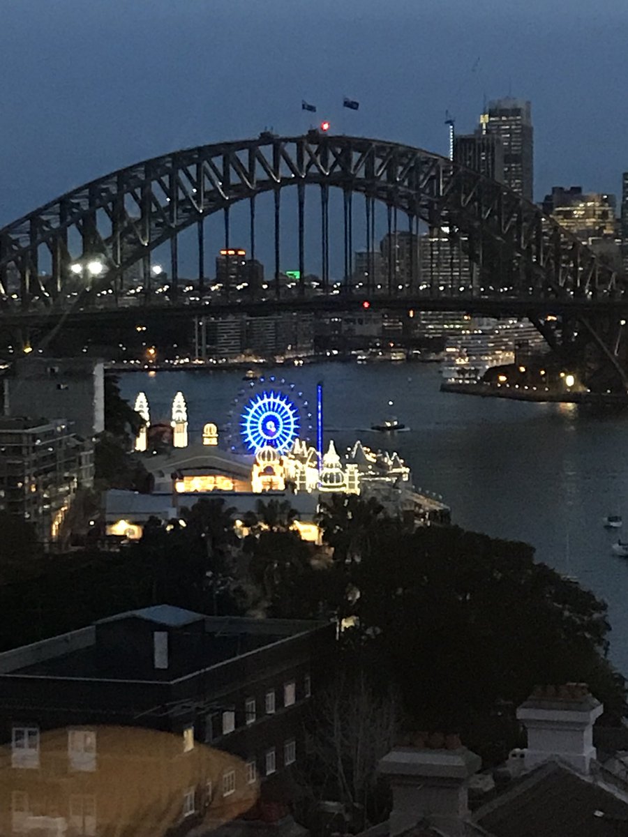 kaySimplex's tweet photo. #InsAwardsAU love Sydney and love the Insurance Awards. Fingers are crossed for our team tonight https://t.co/uPAUrJqQ4i