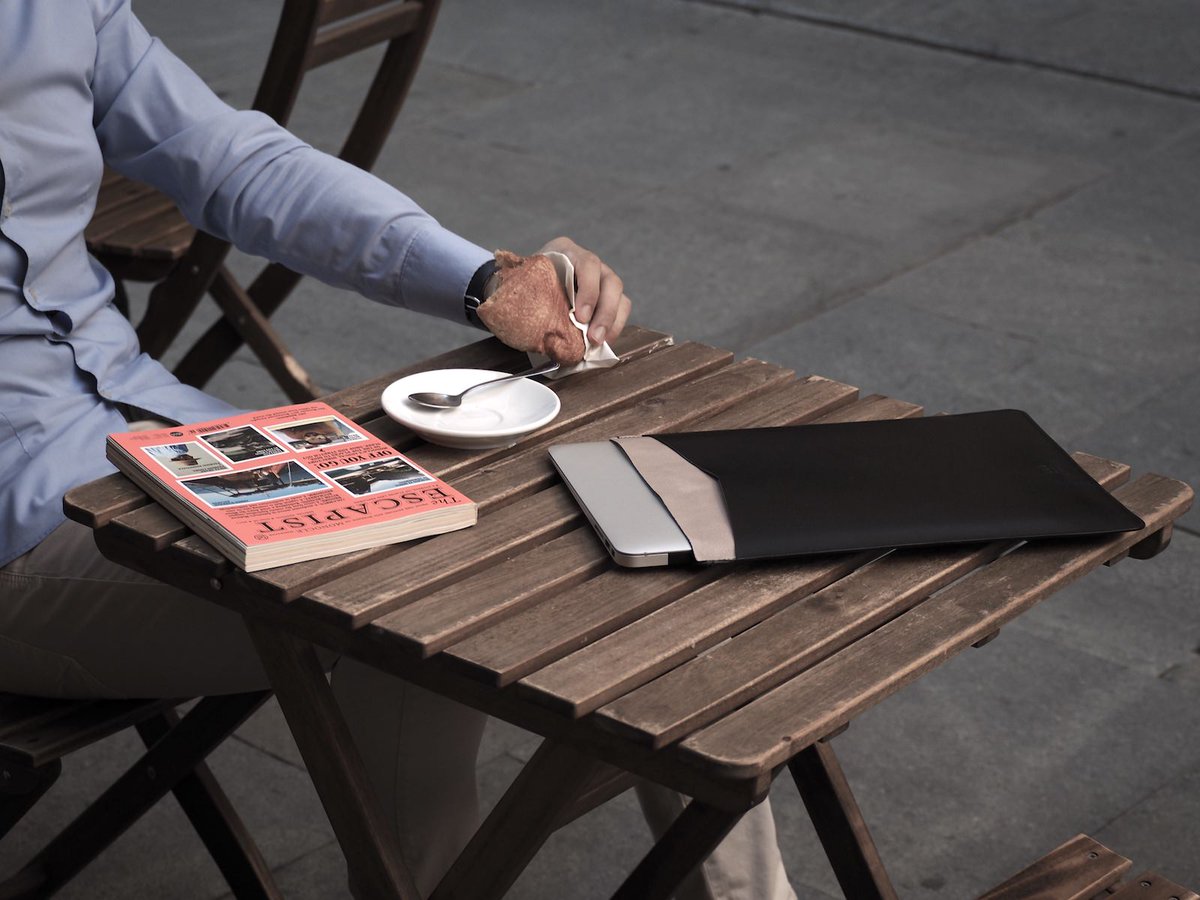 _twodegrees's tweet image. Our friends @thomasclipper are a #British brand who make some of the best gear for #men around. They've just launched their new collection of #luxury leather wallets, overnight bags and other goodies - check it out here: bit.ly/2wtm5Ov #crowdfunding