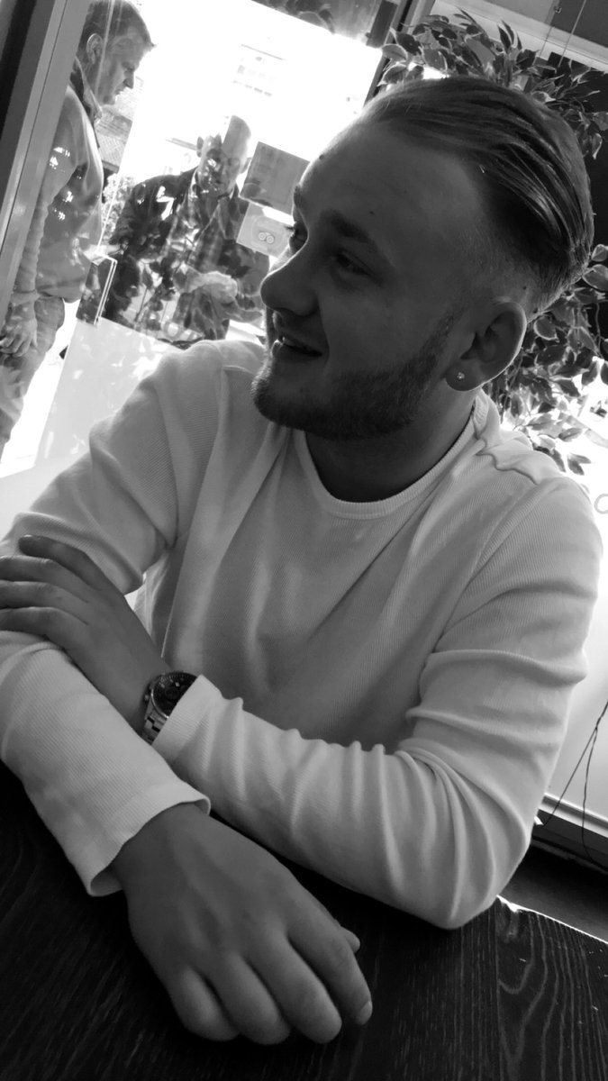 Bobbee_xo's tweet photo. Nothing but smiles with him...one lucky girl👸🏼❤️ https://t.co/xXHd8ELo8x