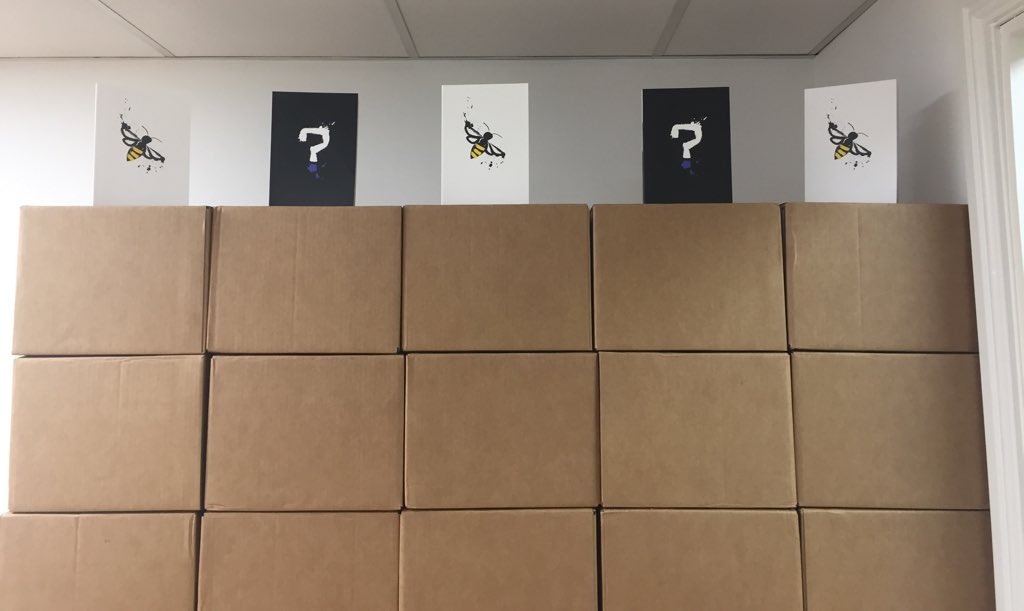 DONT MISS OUT! ✋ 

Perfect tool for all including your staff, pupils or employees. 

I am giving 20 boxes of journals away at 50% off retail value to schools and or businesses.

If this is of interest to you email us ASAP as these will go quick.

info@lukeambler.co.uk