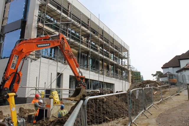 DowneHouse's tweet photo. The #CentreforLearning is looking amazing - work on the exterior landscaping is now in full swing #greatprogress #DHCfL #imaginativeinspiredinnovative #onschedule https://t.co/h1DRNwnD2w