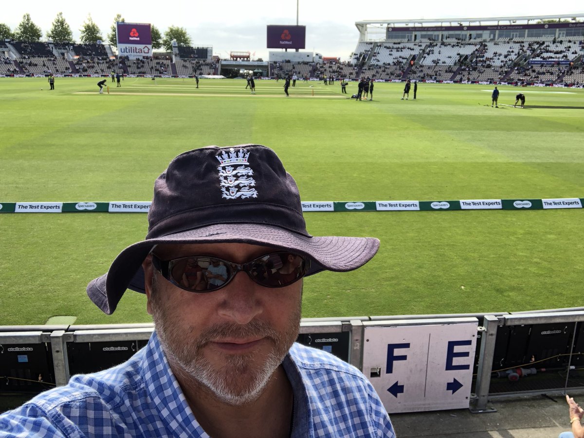 Watching from Block F, D3 #EngVInd