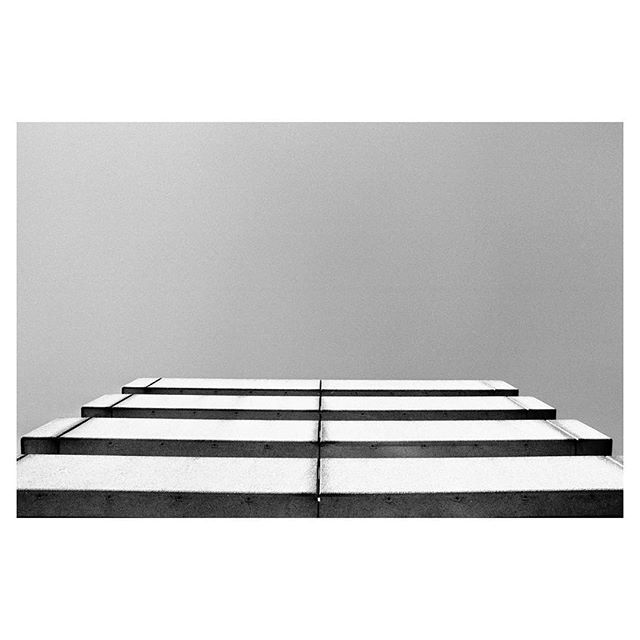 👆Up - 2015
•
•
•
#bw #concrete #architecture #architecturelovers #Minolta #bnw #blackandwhite #building #bordeaux #igersgironde #fujifilm #film #35mmfilm #analog #analogphotography #filmisnotdead #myminolta #nikon #picoftheday #photooftheday #filmwav… ift.tt/2wvInOQ