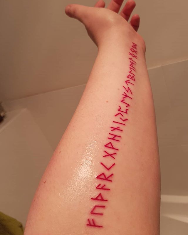 ChesshireGryn's tweet photo. Many thanks to Paul at @infiniteworldstattoo for fitting me in last minute to finally get this tattoo! .
#newtattoo #adelaidetattoos #infiniteworldstattoo #runicalphabet #elderfuthark #adelaideartists https://t.co/CnVDiGMz5a https://t.co/FNCkmLn6rG