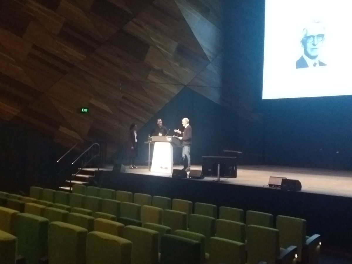 Congratulations to Roberto Bonelli on winning the Pitman Prize at #ISCBASC and congratulations to our other finalists. Some cracking talks from our young statisticians. The future of statistics in Australia is in good hands!