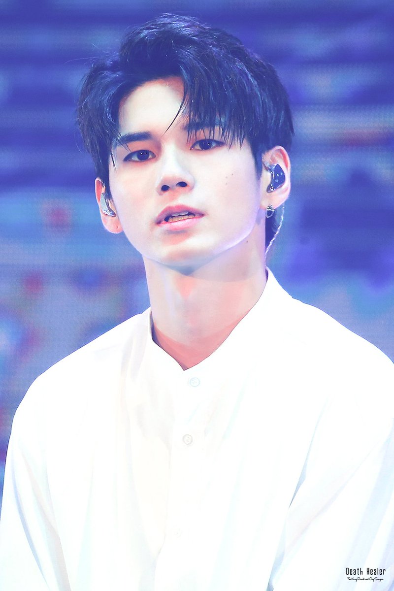 DeatHealer9596's tweet photo. 180825 ONE : THE WORLD in TAIPEI   

천사 같은 널

#옹성우 #강다니엘 #워너원 #OngSeongwu #KangDaniel #WANNAONE https://t.co/JnBru0LdRX