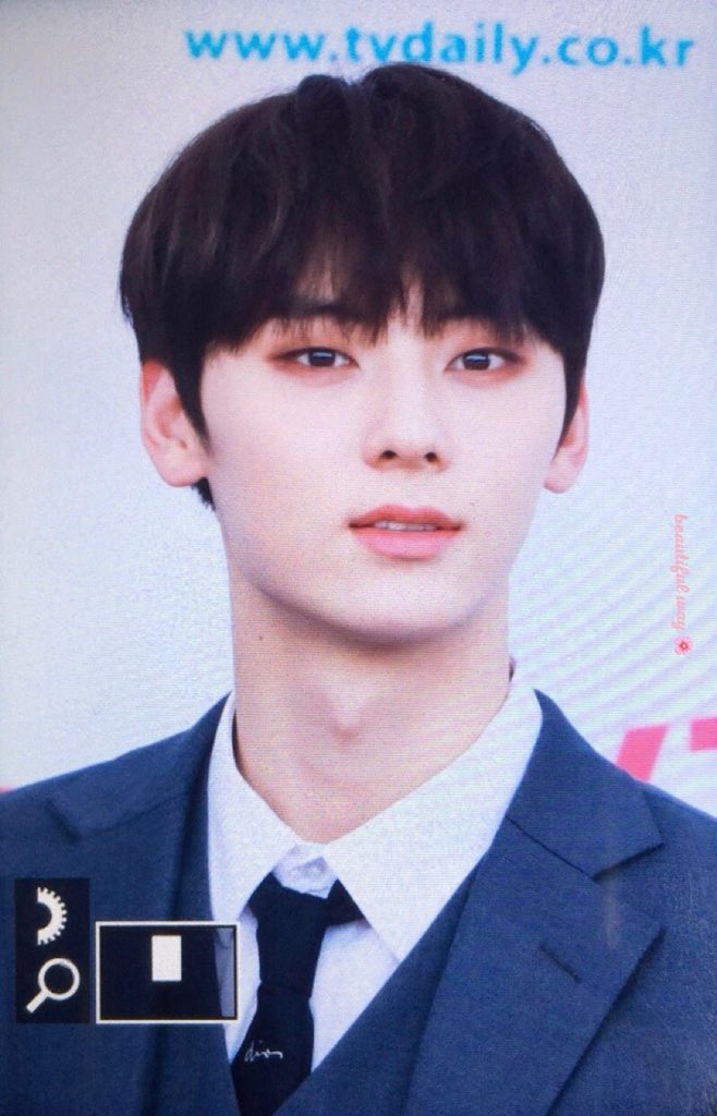 btfway_mh's tweet photo. 180830 #황민현 
이따도 화이팅💕💕 https://t.co/v83E9b7pUW