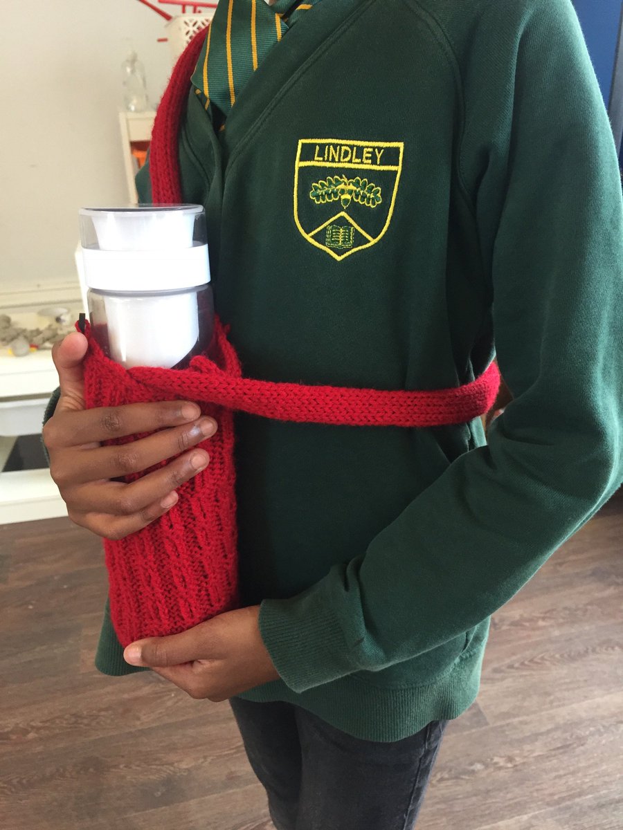 ShapeLindleyCIC's tweet photo. Is your child always forgetting their water bottle? Do they prefer to walk with their hands free without having to carry anything? This holder is perfect as it's strap is long enough to go across their body and they can pick your favourite colour too!  https://t.co/L88snmqLWv https://t.co/RVXVcabFxG