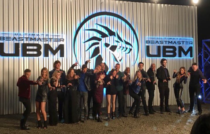 InesSainzG's tweet image. Amigos que emoción!!! Mañana estrenamos la 3era temporada de @Beastmaster en @NetflixLAT @netflix el @guerofranco y yo tenemos la divertida tarea de conducir esta batalla épica entre la bestia y atletas impresionantes!! No se lo pierdan!!!  Viernes 31 de Agosto!!