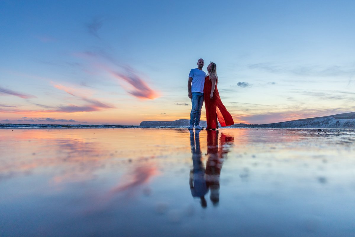 s0ulsurfing's tweet photo. Romantic #IsleofWight 'proposal shoots' seems to be a big thing this year, i've shot a few in recent weeks and the good news is that they keep saying YES! #photography #pureislandhappiness https://t.co/xyLccCd0Gp