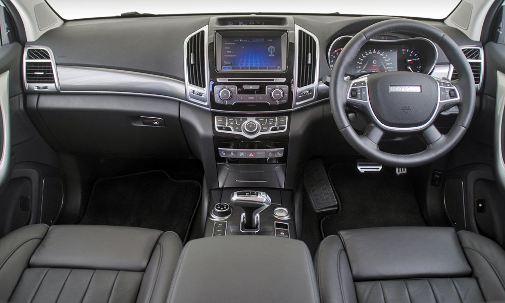 CARmagSA's tweet photo. Pricing! New Haval H9 seven-seater SUV arrives in South Africa... https://t.co/71Xiy58BbC https://t.co/oIJJm0jsaV
