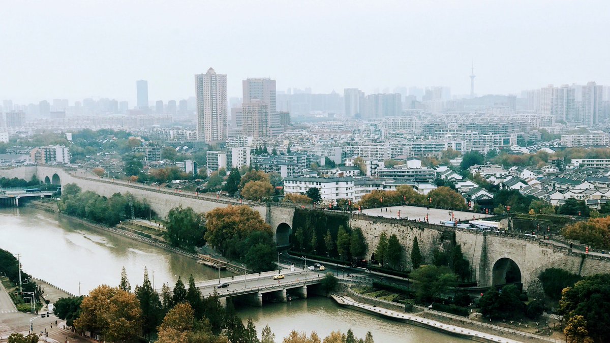 visitnanjing's tweet photo. Ancient city walls and modern skyscrapers all in one city, Nanjing. https://t.co/OHtoIsYLGG