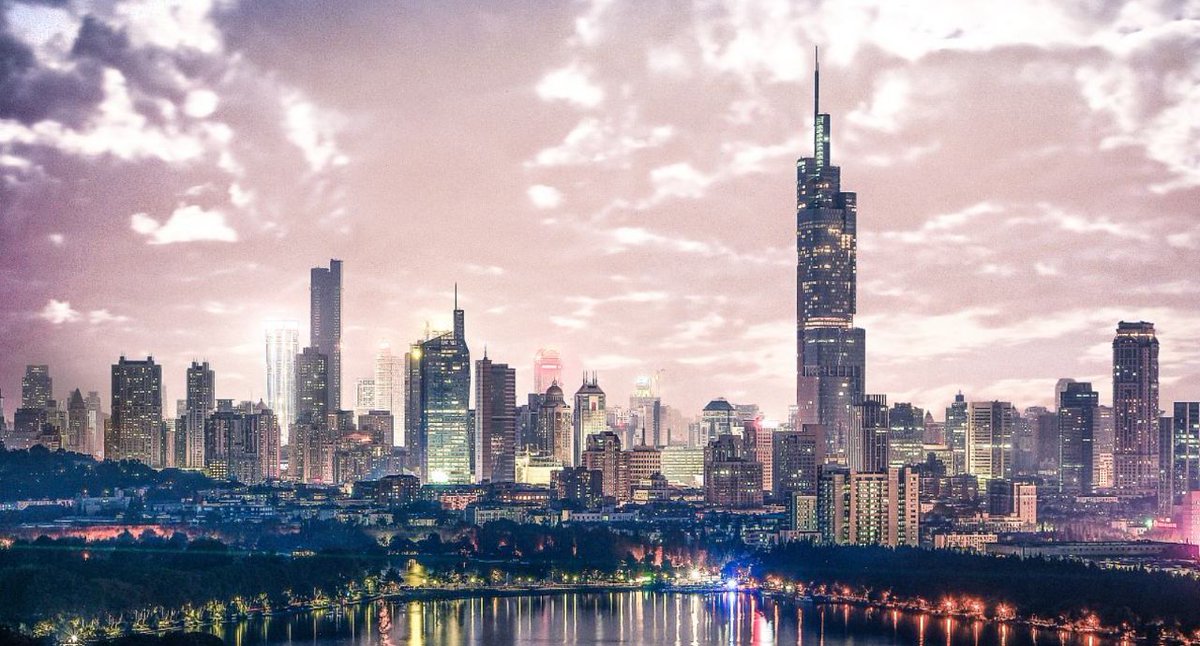 visitnanjing's tweet photo. Ancient city walls and modern skyscrapers all in one city, Nanjing. https://t.co/OHtoIsYLGG