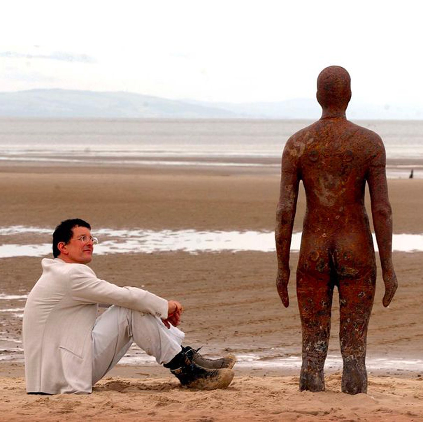 The gallery wishes Antony Gormley (b. 1950) a very happy birthday! 
